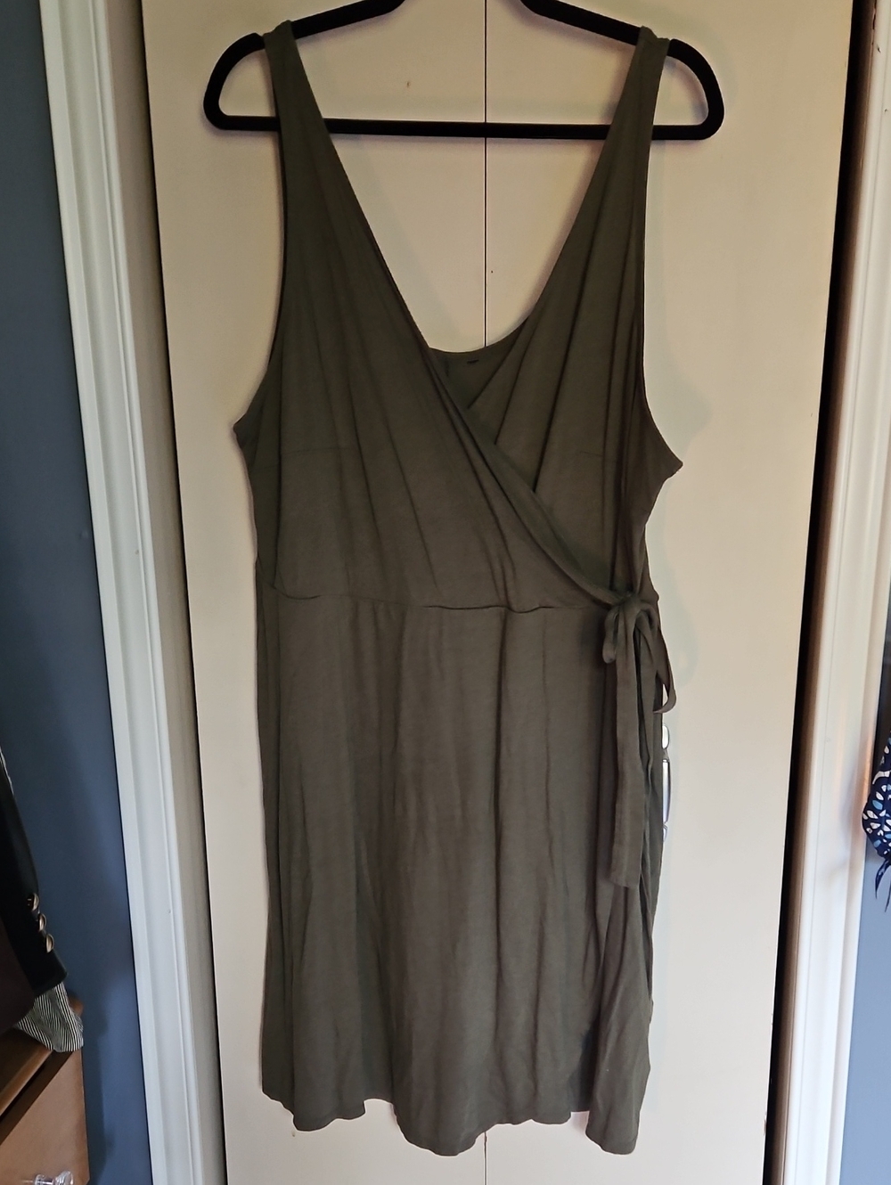 Sleeveless Olive Wrap Midi Dress with Side Tie SzXL Ptp 22 L40